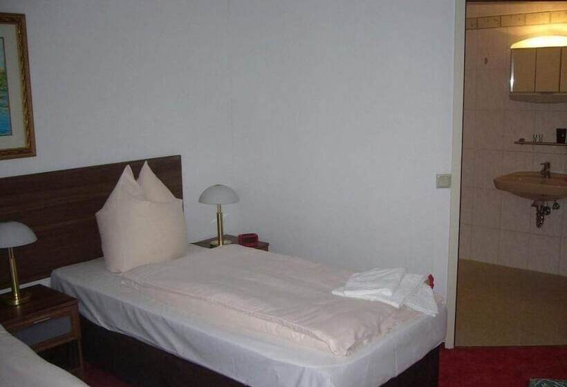 标准间, Am Wildpark