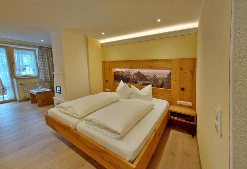 Comfort room with balcony, Bergheimat