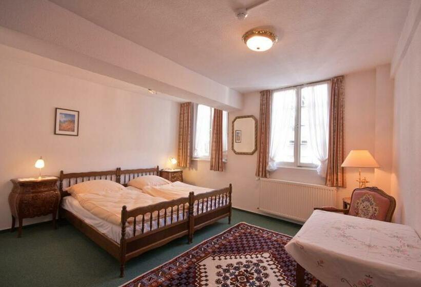 스탠다드 룸, Burg