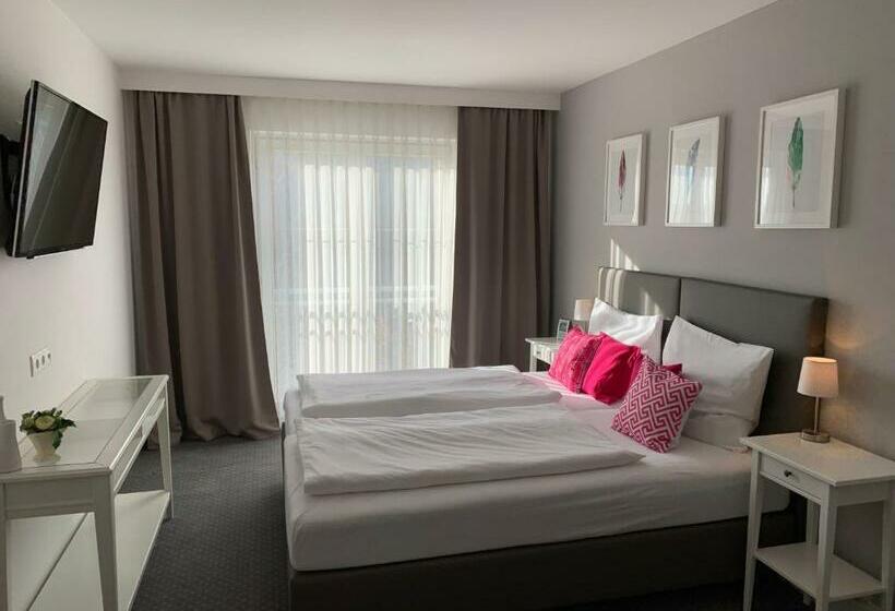 디럭스 룸, Dein Franz