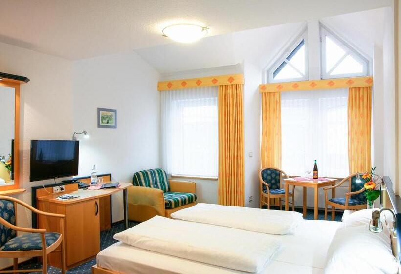 Номер Стандарт Трехместный, Gasthof Zum Biber