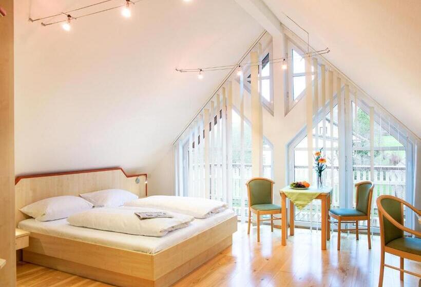 Четырехместный Номер Стандарт, Gasthof Zum Biber