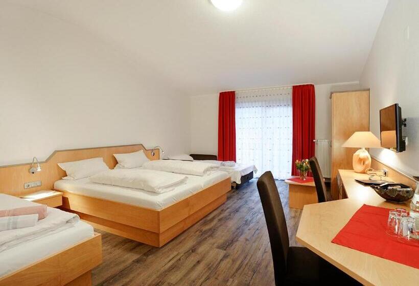 Четырехместный Номер Стандарт, Gasthof Zum Biber