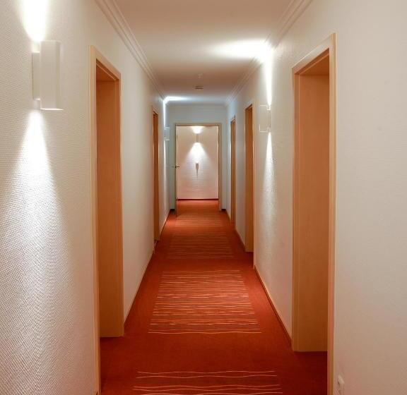 Семейный Номер, Gasthof Zum Biber