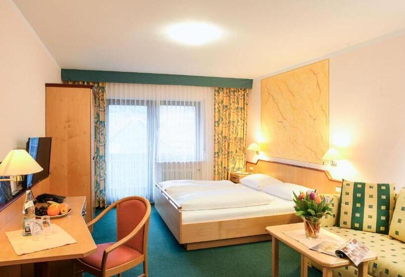 Номер Deluxe с Балконом, Gasthof Zum Biber