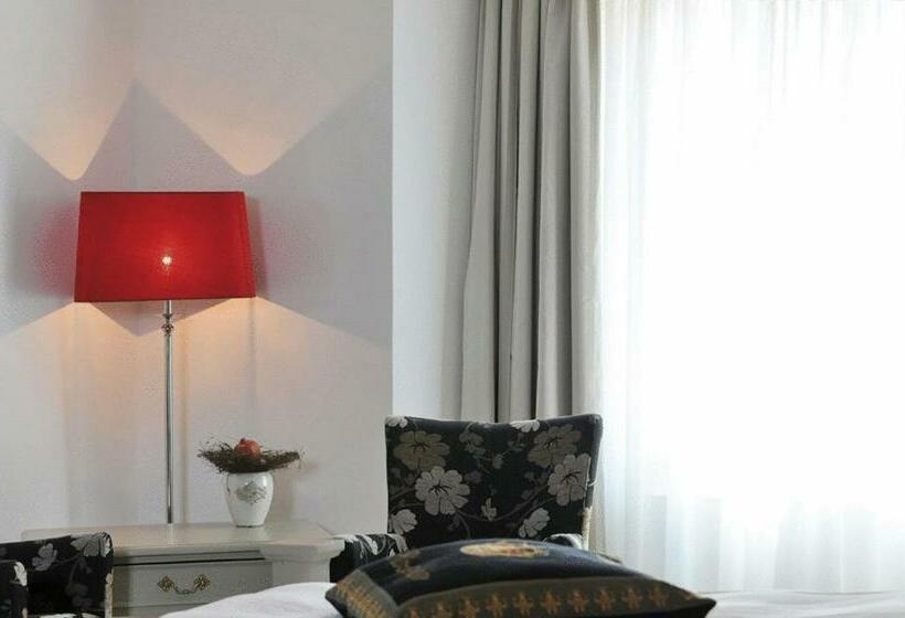 חדר דלוקס, Herrnschloesschen