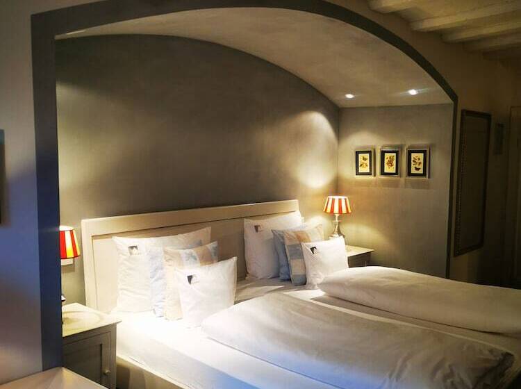 חדר דלוקס, Herrnschloesschen