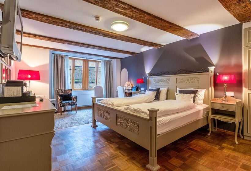 חדר דלוקס, Herrnschloesschen