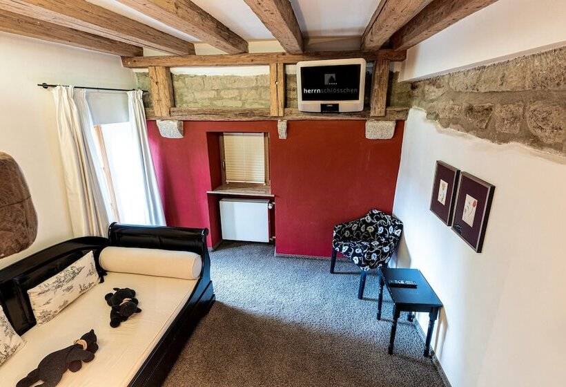 סוויטת סניור, Herrnschloesschen