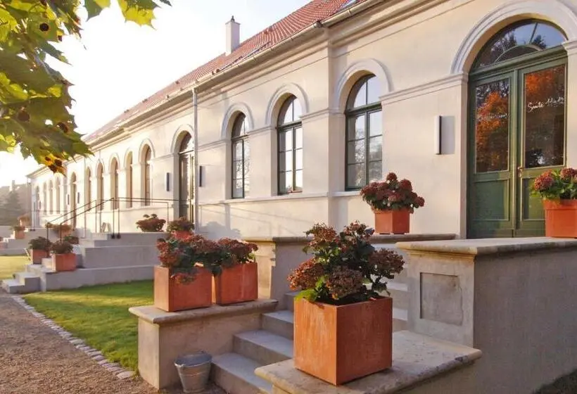 デラックスジュニアスイート, Kavaliershaus Schloß Blücher Am Finckenersee
