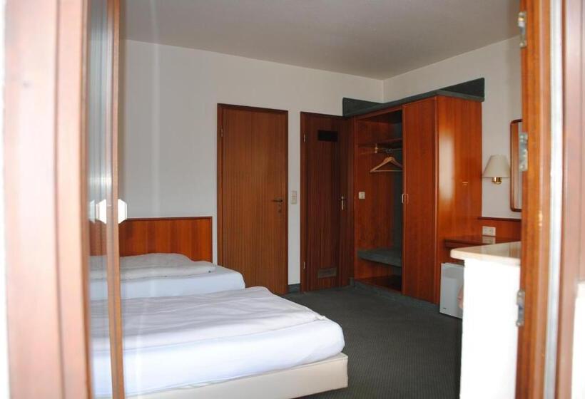 חדר סטנדרט יחיד, Kurfürst Garni