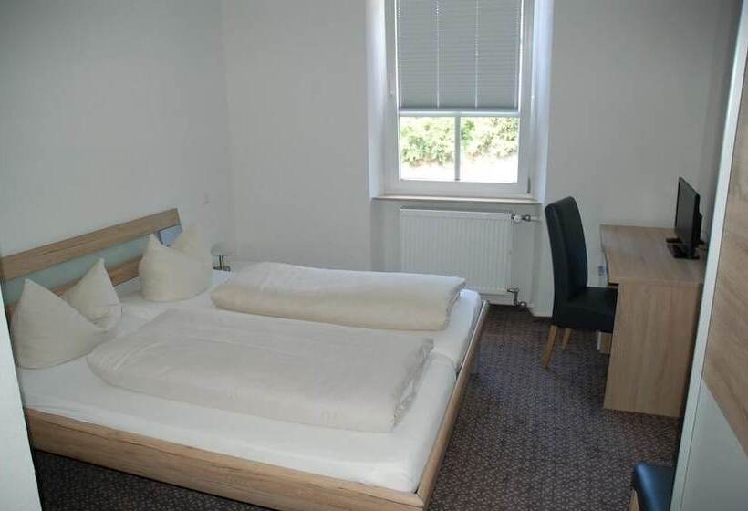 Номер Стандарт, Kurfürst Garni