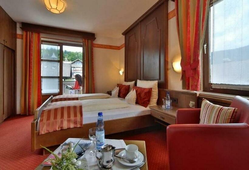 ファミリールーム, Kurpark