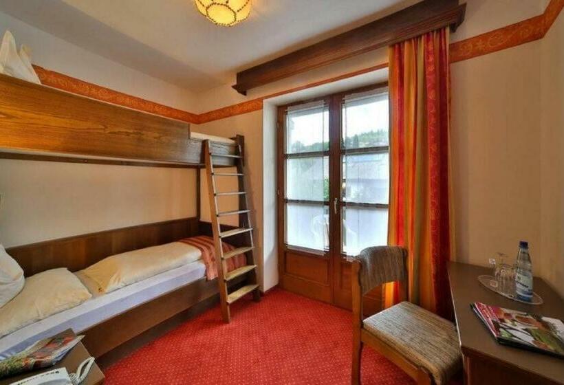 ファミリールーム, Kurpark