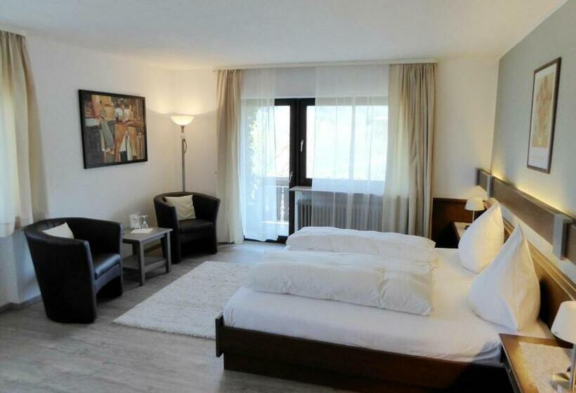 Номер Стандарт с Балконом, Landhotel Rebstock