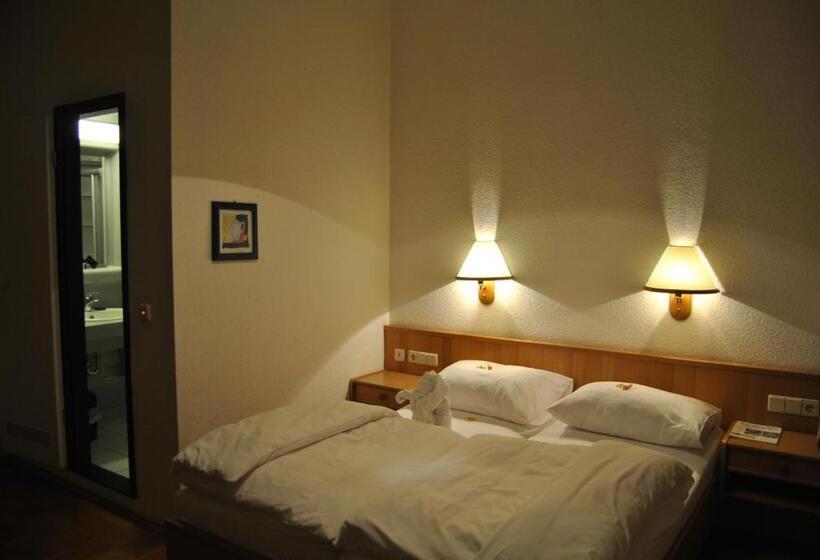 Номер Стандарт, Lodner Hotel Drei Mohren