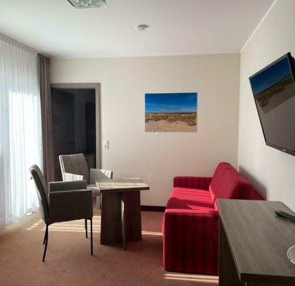 Семейный Номер, Neptun