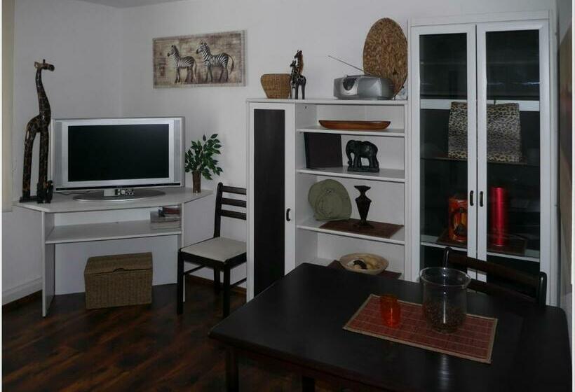 スイート, Oma's Küche & Quartier