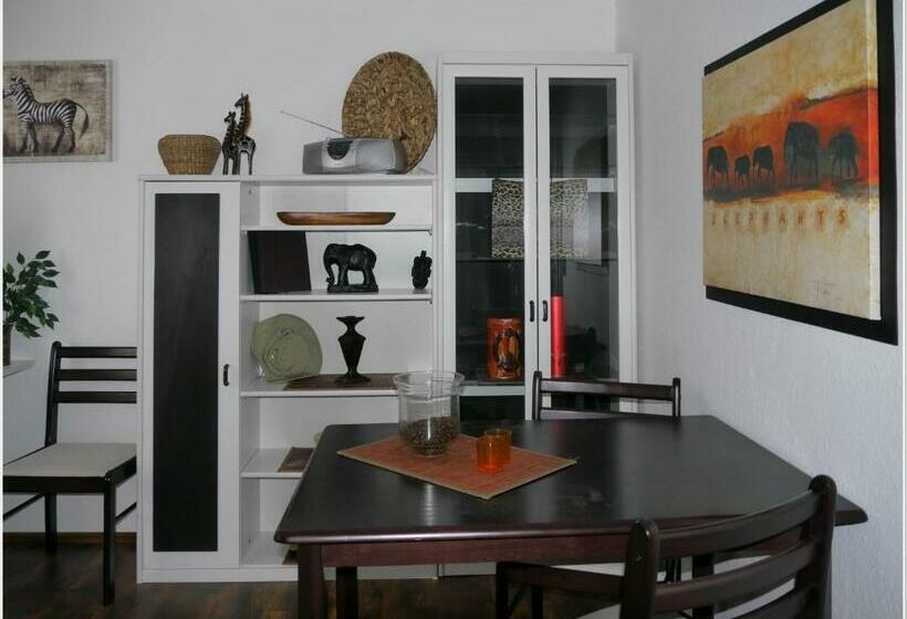 スイート, Oma's Küche & Quartier