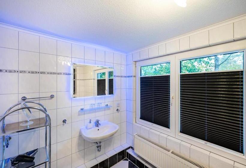 スイート, Oma's Küche & Quartier