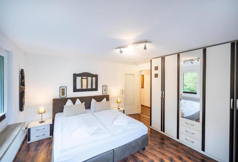 スイート, Oma's Küche & Quartier