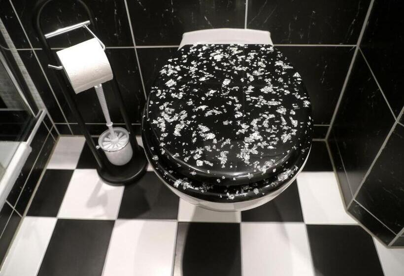 スタンダードルーム, Oma's Küche & Quartier