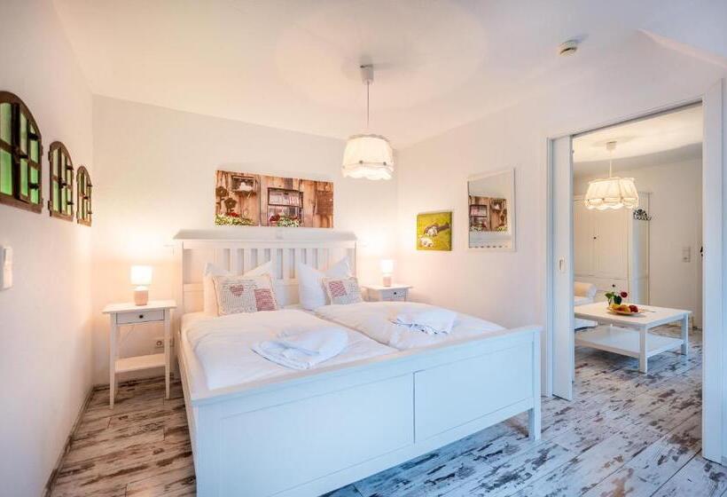 スイート, Oma's Küche & Quartier