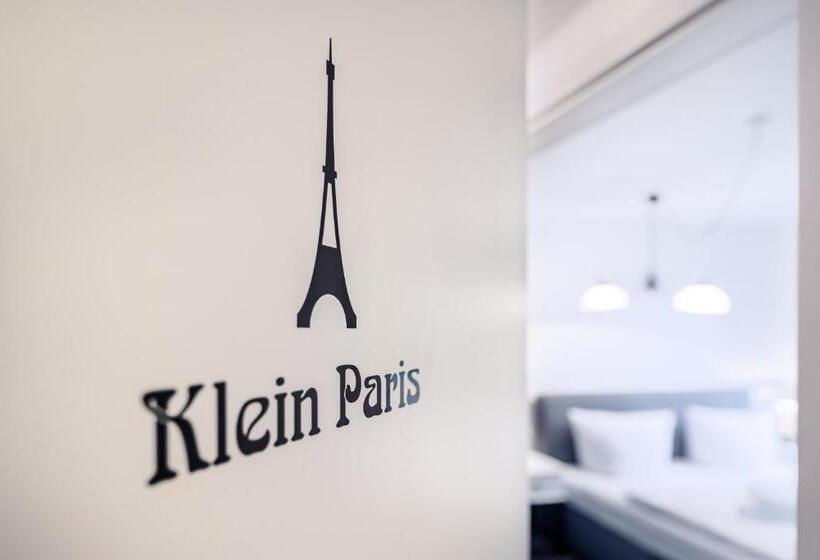 スタンダードルーム, Oma's Küche & Quartier