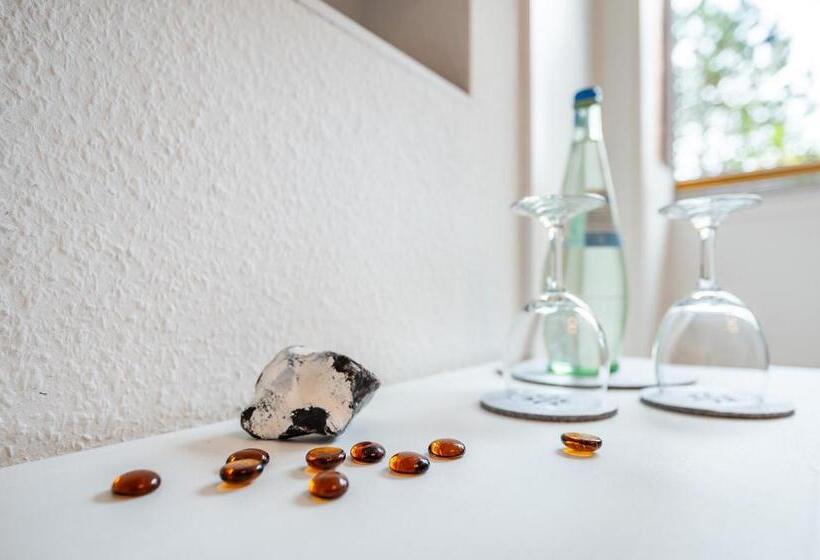 スタンダードルーム, Oma's Küche & Quartier