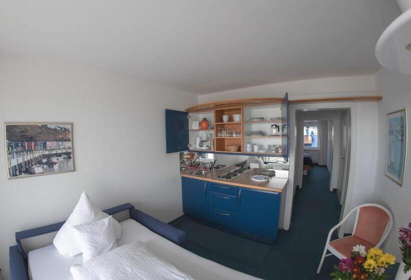 شقة أساسية غرفة واحدة, Rungholt