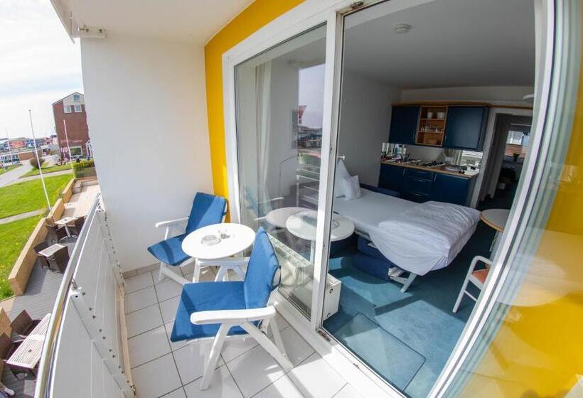 شقة أساسية غرفة واحدة, Rungholt