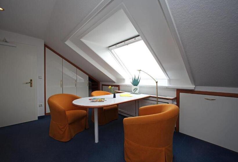 침실 1개 컴포트 아파트, Rungholt