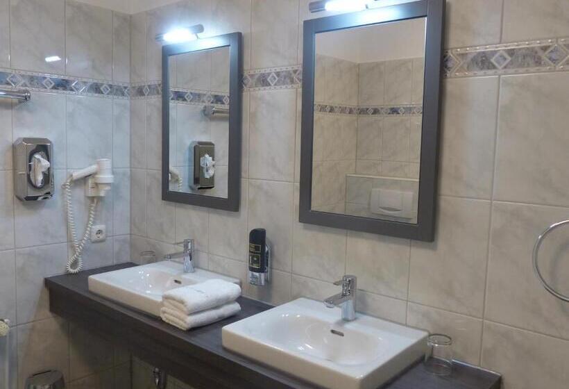 חדר סטנדרט נוף לים עם מרפסת, Strand