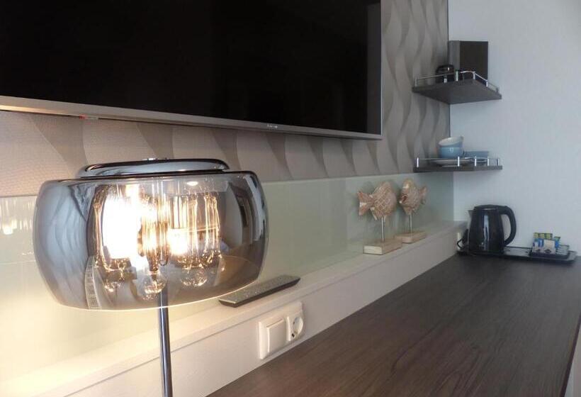 חדר סטנדרט נוף לים עם מרפסת, Strand