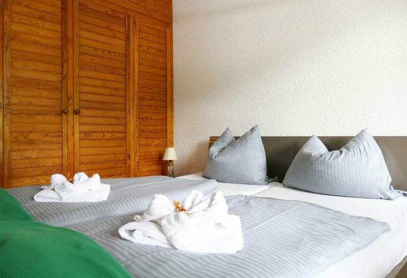 غرفة قياسية, Weserstuben