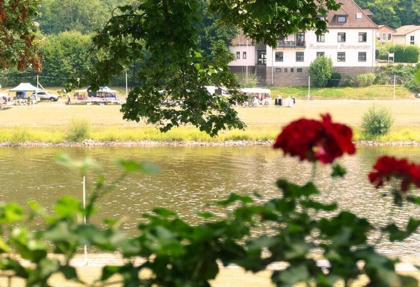 غرفة قياسية مزوَّدة بشُرفة, Weserstuben