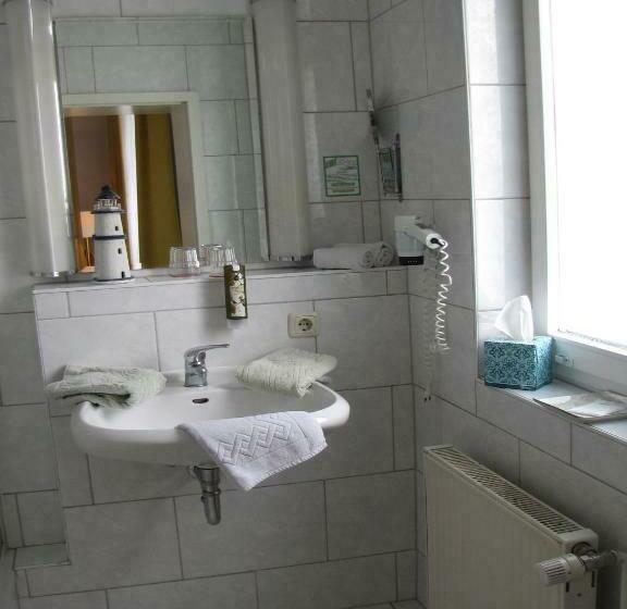 غرفة كومفورت, Willert