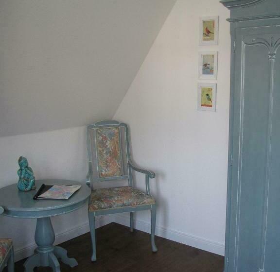 غرفة كومفورت, Willert