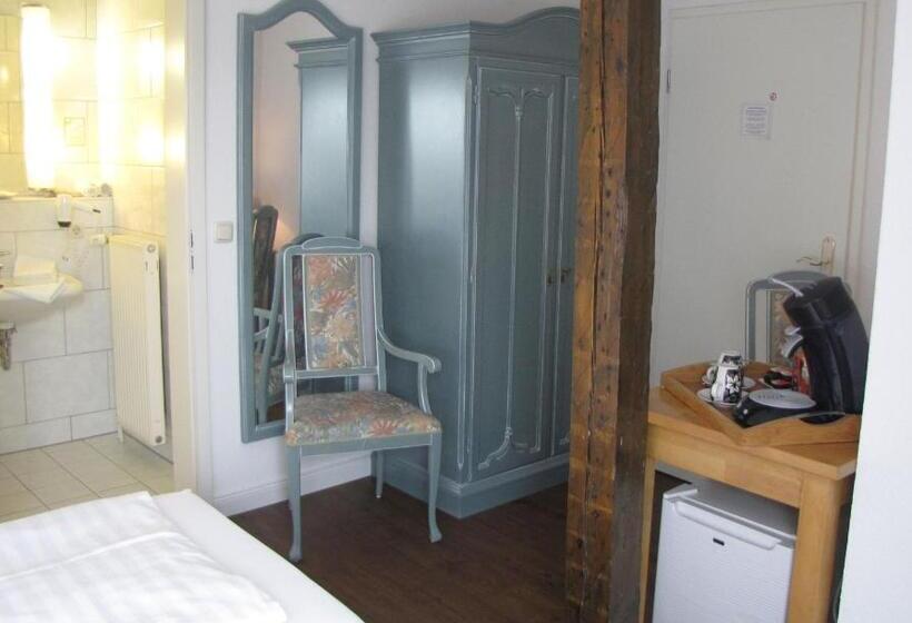 غرفة قياسية, Willert