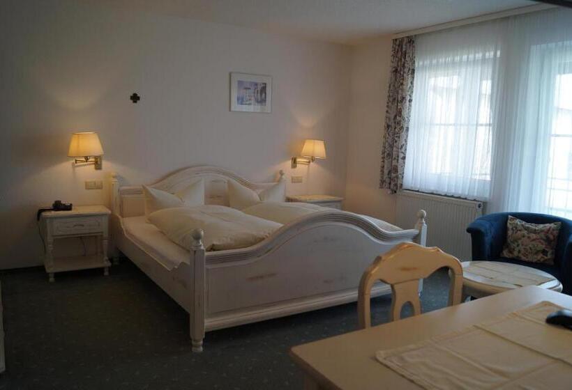 バルコニー付きスタンダードルーム, Landhotel Schellenberg