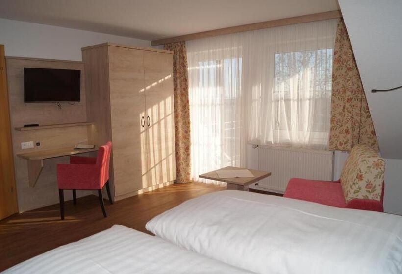 バルコニー付きスタンダードルーム, Landhotel Schellenberg