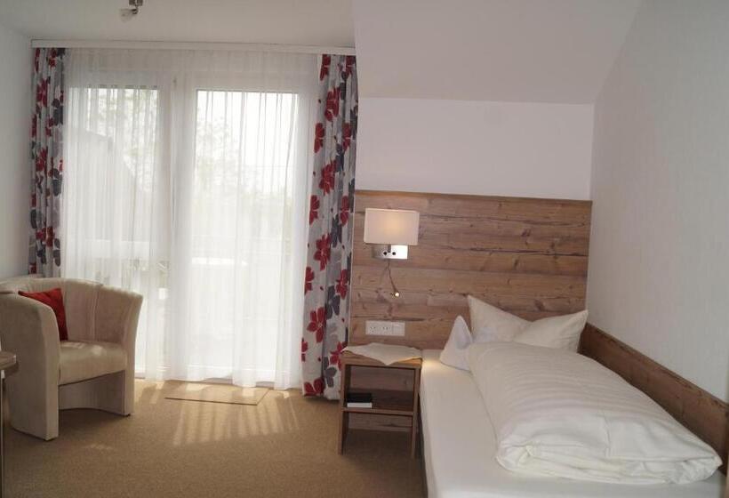 バルコニー付きシングルスタンダードルーム, Landhotel Schellenberg