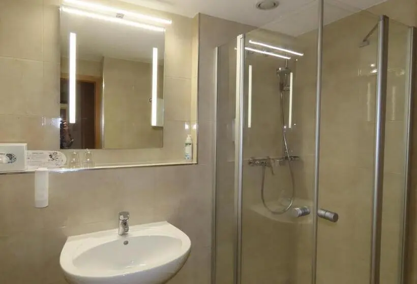 Comfort room with balcony, Schreyers Hotel Restaurant Mutzel