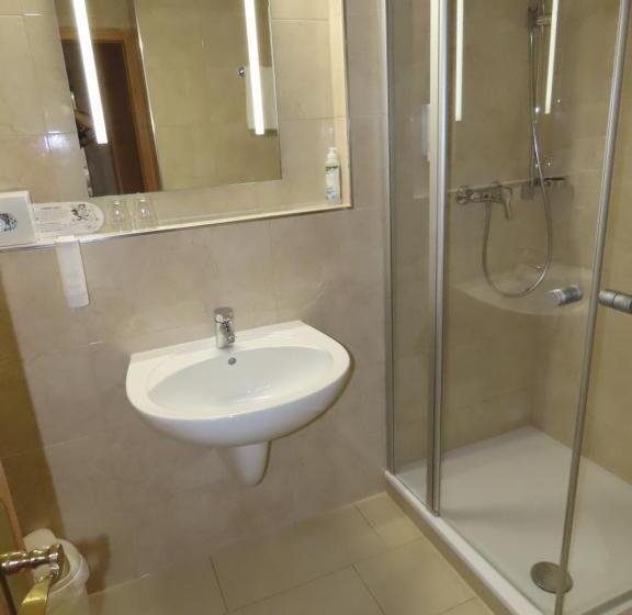 Comfort room with balcony, Schreyers Hotel Restaurant Mutzel