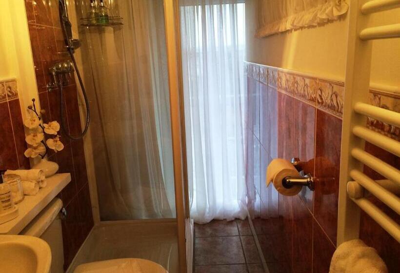 Standard room with outdoor bath, Amaragua Guest House