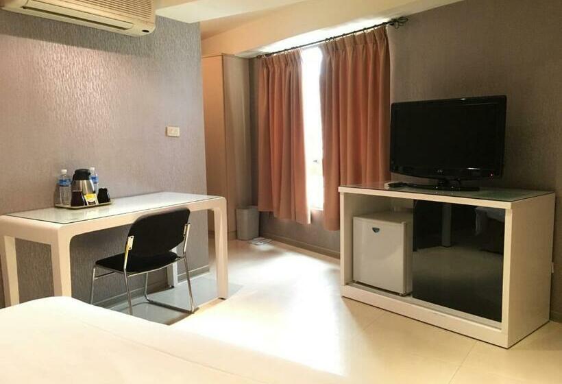 اتاق لوکس, Daylight