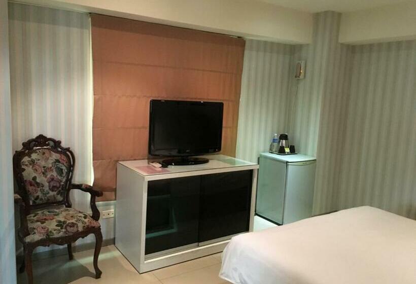 اتاق لوکس, Daylight