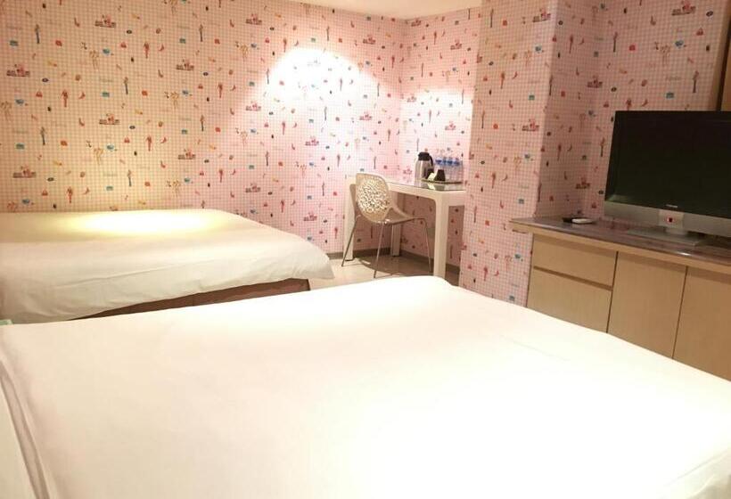 اتاق استاندارد چهار تخته, Daylight