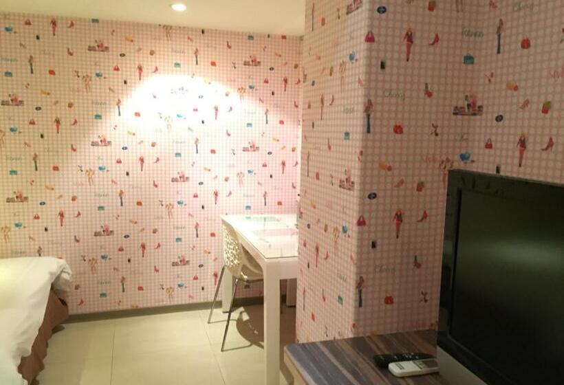 اتاق استاندارد چهار تخته, Daylight