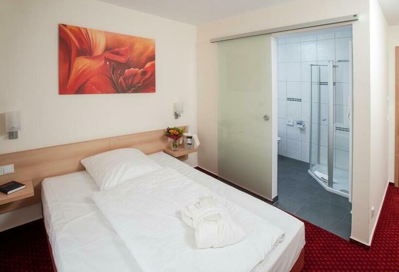 스탠다드 싱글 룸, Johanniter